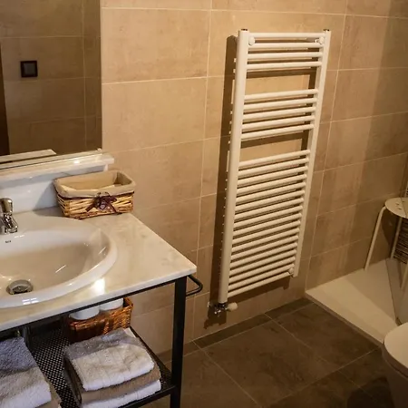 Casa Rural Castil De Cabras * San Miguel de Valero