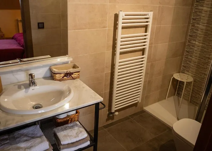 Casa Rural Castil De Cabras * 산미구엘데발레로